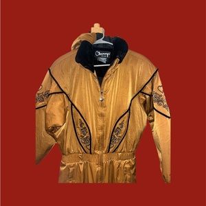 Vintage 1940’s obermeyer ski suit 🐻